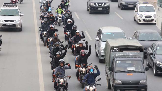 Diễu hành motor trước liveshow tưởng nhớ Trần Lập - ảnh 10