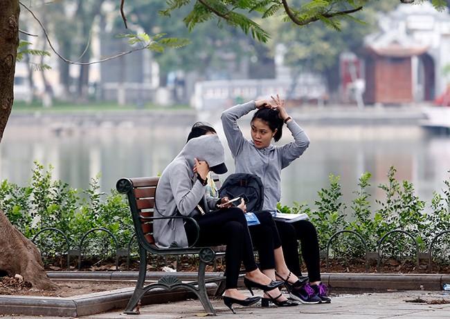 Người Hà Thành đón đợt rét nàng Bân - ảnh 2