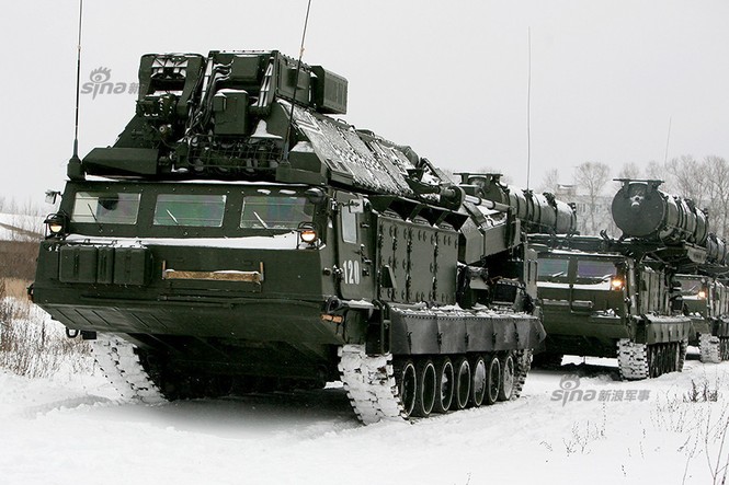 Nga di chuyển S-300VM giữa tuyết trời lạnh giá - ảnh 6