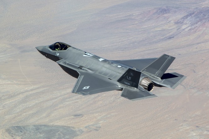 Phiền nhiễu như thử siêu chiến đấu cơ F-35 - ảnh 4