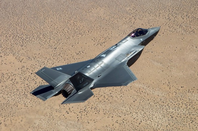Phiền nhiễu như thử siêu chiến đấu cơ F-35 - ảnh 6