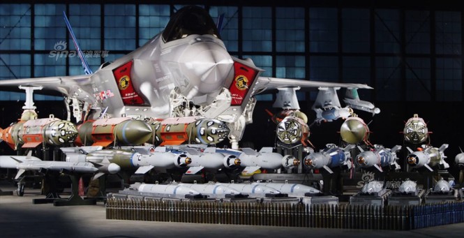 Nhìn gần cung - kiếm của siêu chiến đấu cơ F-35 - ảnh 1