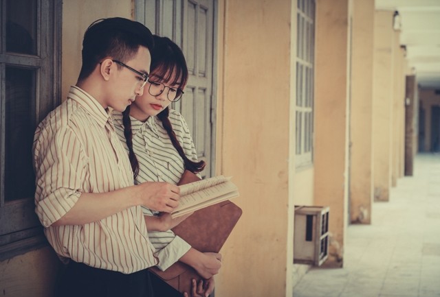 Sinh viên Bách khoa tái hiện chuyện tình lãng mạn thập niên 70 - ảnh 2