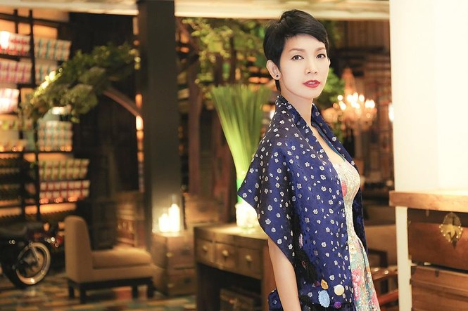 Xuân Lan diện váy hoa trẻ trung đi dự sự kiện đầu năm - ảnh 8
