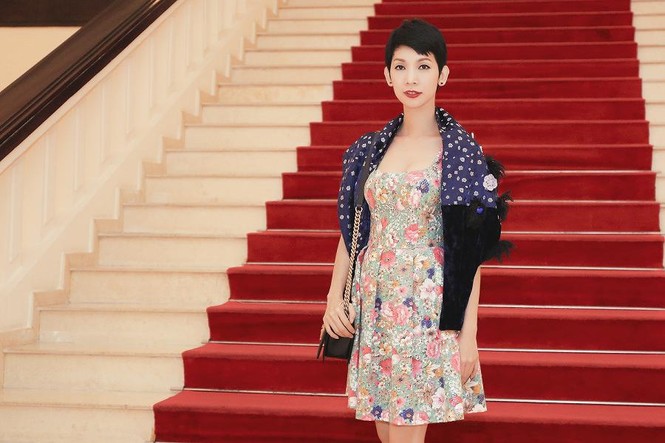 Xuân Lan diện váy hoa trẻ trung đi dự sự kiện đầu năm - ảnh 3