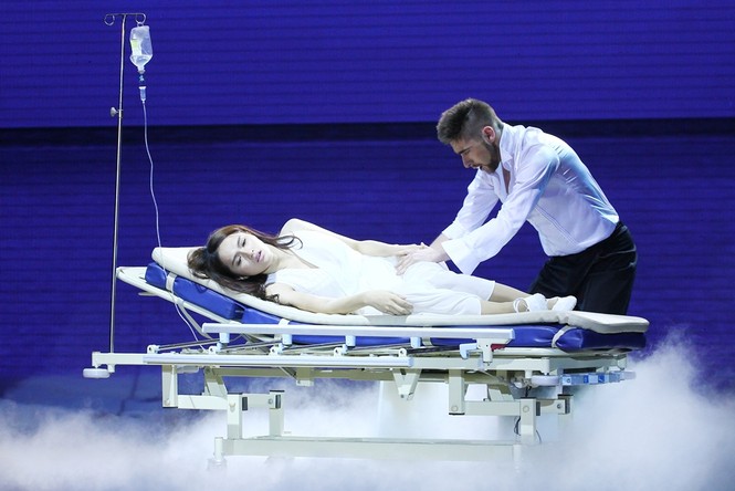 Bạn trai tháp tùng Hương Giang Idol thi Bước nhảy hoàn vũ - ảnh 9