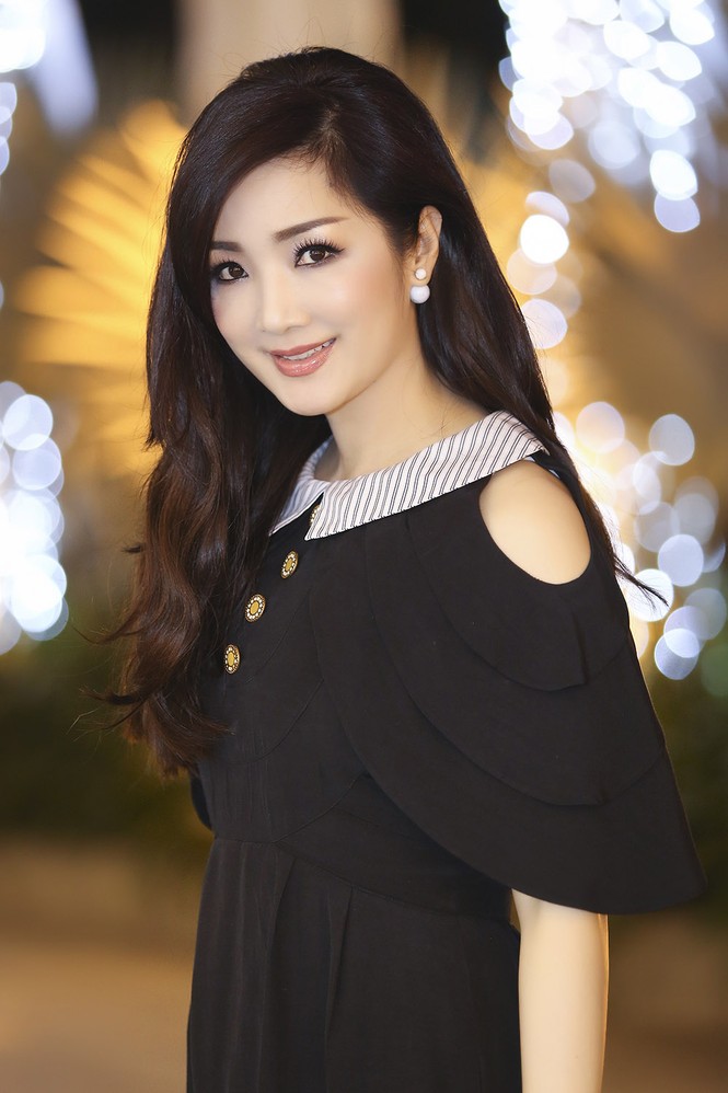 Hoa hậu Giáng My xinh đẹp, trẻ trung đi làm giám khảo - ảnh 5