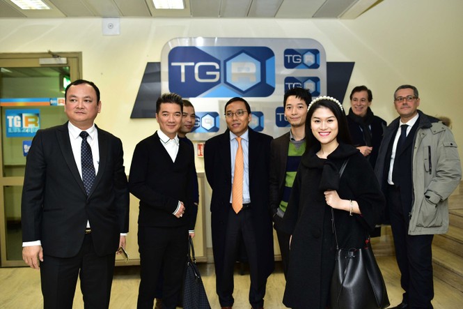 Mr. Đàm thử làm MC đài truyền hình quốc gia Italia - ảnh 2