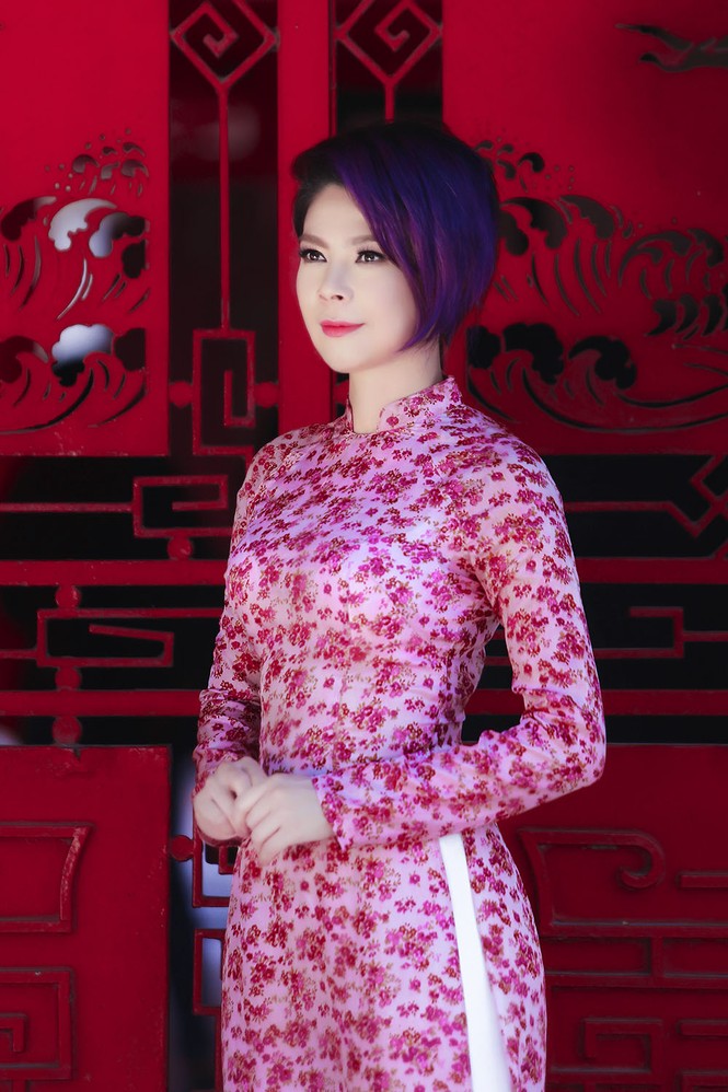 'Búp bê' Thanh Thảo ngượng ngùng khi mặc áo dài - ảnh 6