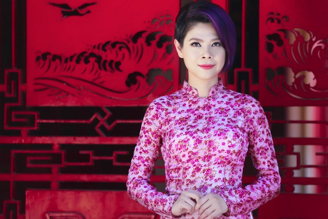 'Búp bê' Thanh Thảo ngượng ngùng khi mặc áo dài - ảnh 7