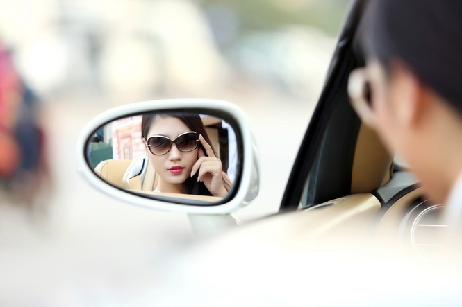 'Người đẹp tài năng' Kiều Anh sành điệu bên xế hộp trắng muốt - ảnh 8