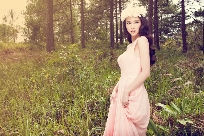 Vũ Ngọc Anh đẹp 'mê hồn' như nàng công chúa trong rừng - ảnh 9