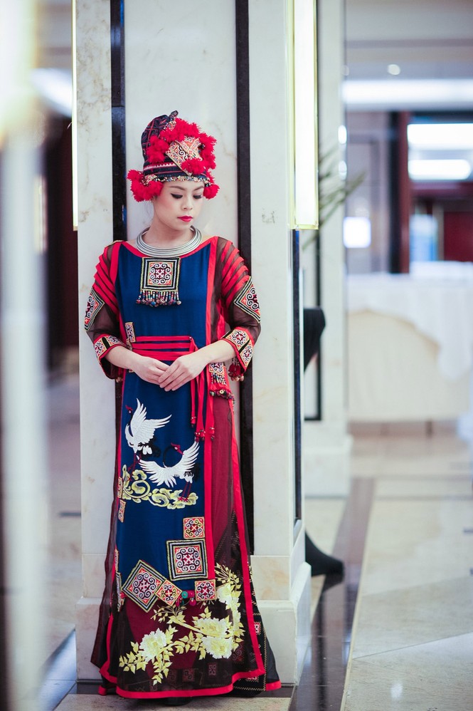 Áo dài Lan Hương đẹp 'mê đắm' trên nước Đức - ảnh 6