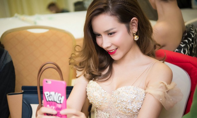 'Gái hai con' Lưu Hương Giang đẹp mê mẩn quyến rũ - ảnh 4