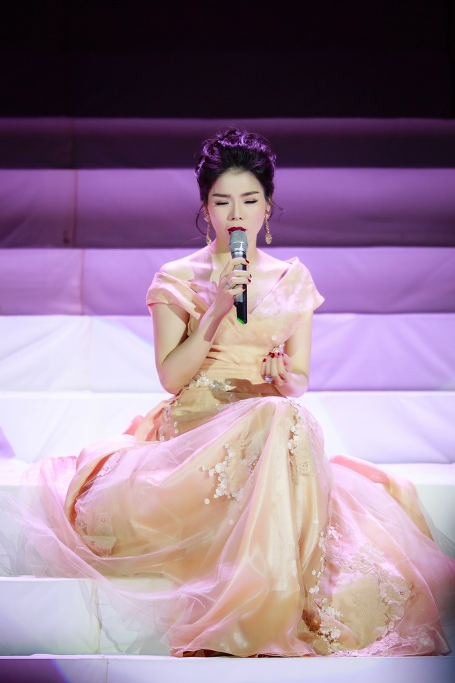 ca sĩ lệ quyên - ảnh 4