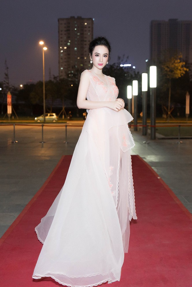 sao trên thảm đỏ - ảnh 6