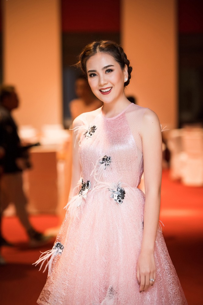 sao trên thảm đỏ - ảnh 10