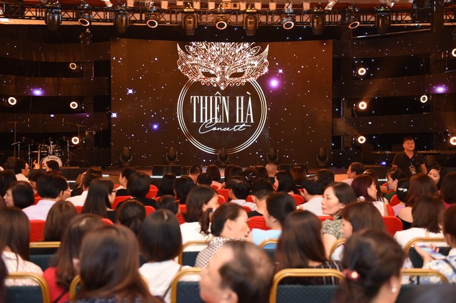 Xuân Bắc, Tự Long tung hứng trong lễ tri ân khách hàng của Thiên Hà Spa - ảnh 6