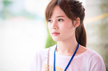 Nữ du học sinh gây sốt vì gương mặt xinh đẹp - ảnh 2