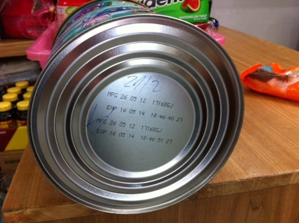 Cảnh giác với hàng 'hết đát' dịp Tết - ảnh 1