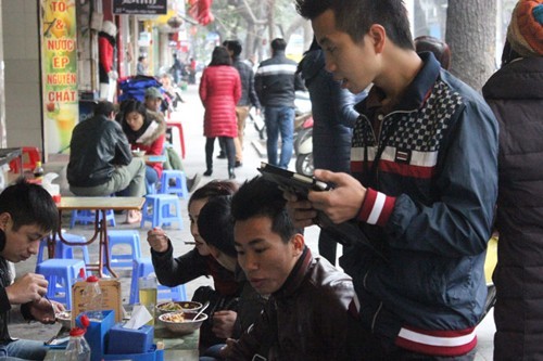 Quán ăn Hà Nội chơi sang dùng Ipad gọi món - ảnh 2