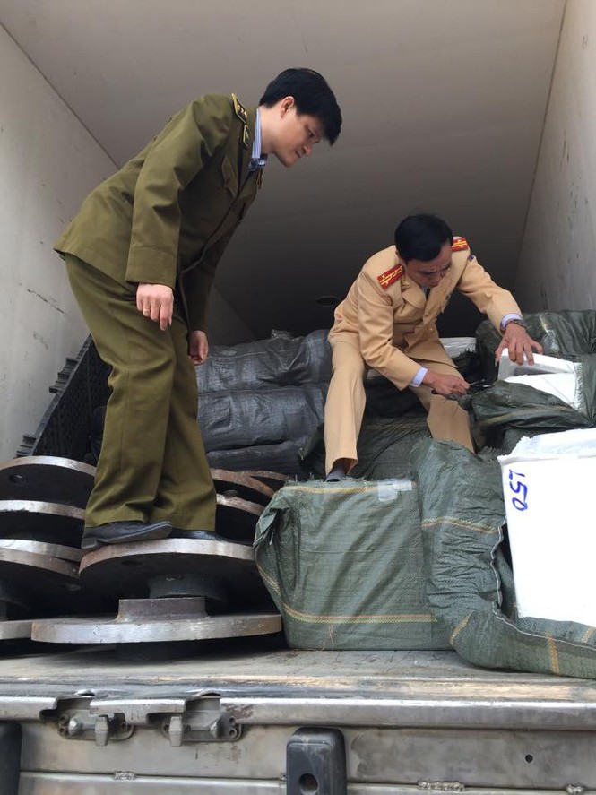Hà Tĩnh: Bắt gần 1,5 tấn chân trâu không rõ nguồn gốc - ảnh 3