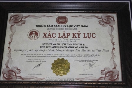 Bộ nhạc cụ bằng gỗ dừa lập kỷ lục Việt Nam - ảnh 5