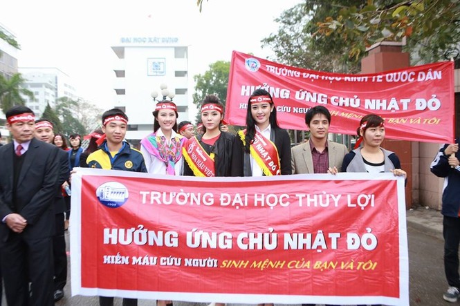 Hoa hậu Kỳ Duyên hiến máu tại Chủ Nhật Đỏ - ảnh 6