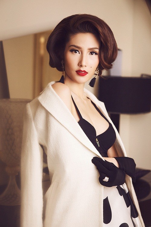 Diễm My 9X sexy đầy ma lực - ảnh 2
