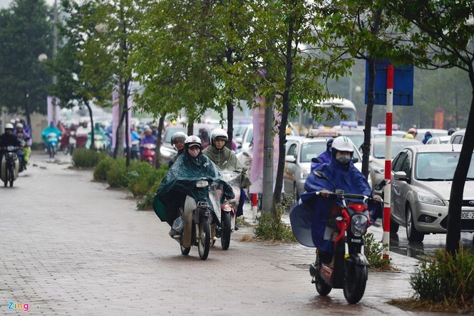 Hà Nội: Kẹt cứng giao thông trên tuyến buýt nhanh BRT - ảnh 9