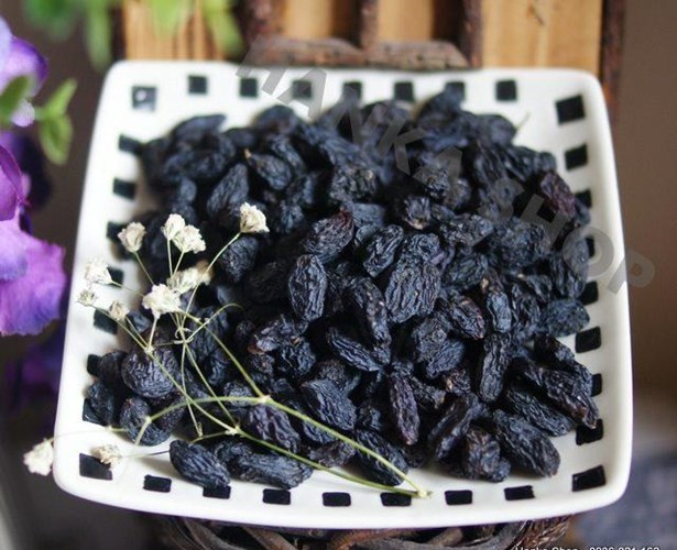 Bài thuốc nho khô ngâm nước thanh lọc gan chỉ 2 ngày - ảnh 1