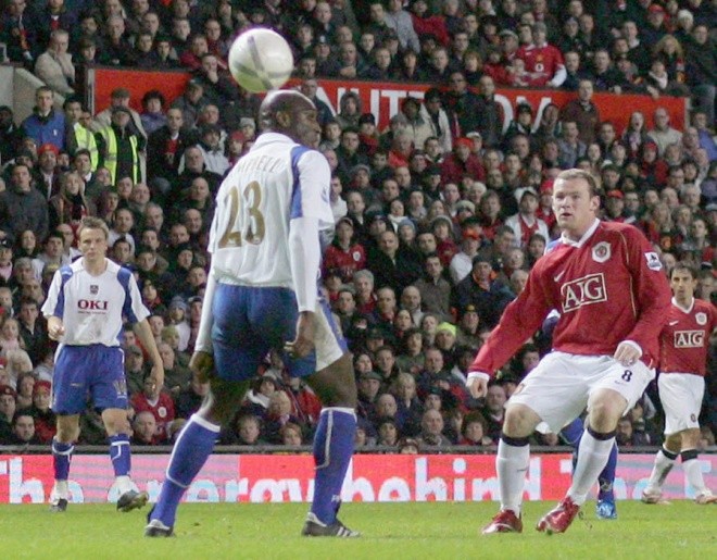 Những bàn thắng đẹp nhất của Rooney tại Man Utd - ảnh 4