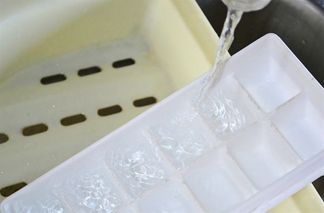 Rước bệnh vào người khi vệ sinh tủ lạnh sai cách - ảnh 4