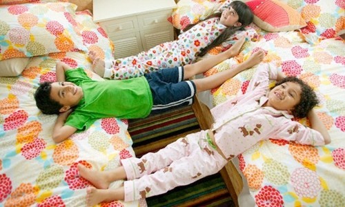 Trẻ ngủ vào 'giờ vàng' nào sẽ tăng trưởng chiều cao? - ảnh 1