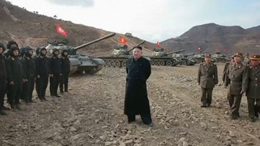 Ông Kim Jong-un ca ngợi sức mạnh của xe tăng Triều Tiên - ảnh 3