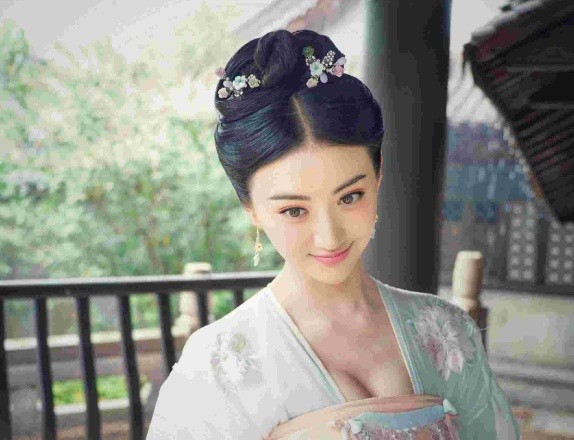 Phim của mỹ nhân Kong bị Trung Quốc cấm vì khoe da thịt lộ liễu - ảnh 3
