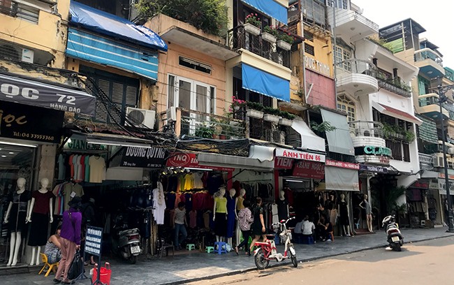 Hà Nội sau một tháng dọn dẹp vỉa hè - ảnh 2