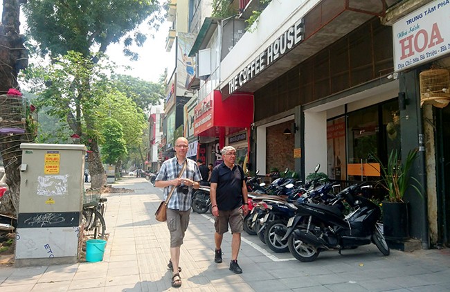 Hà Nội sau một tháng dọn dẹp vỉa hè - ảnh 6
