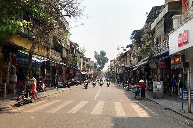 Hà Nội sau một tháng dọn dẹp vỉa hè - ảnh 7