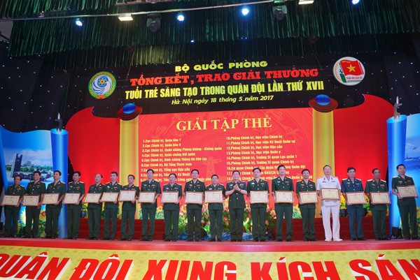 Trao giải thưởng Tuổi trẻ sáng tạo trong Quân đội - ảnh 3