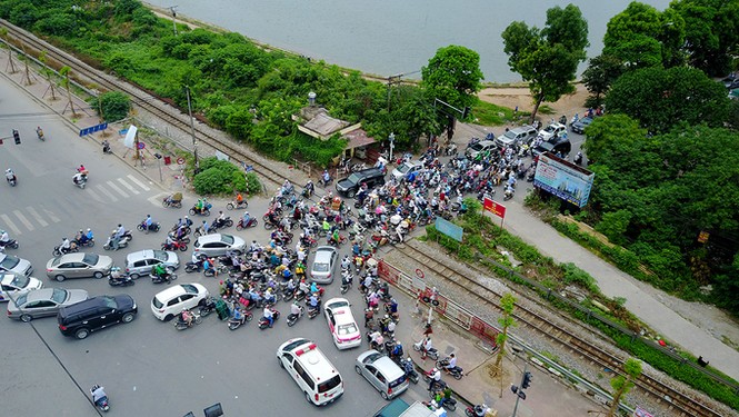 5 'nút cổ chai' gây méo mó giao thông Hà Nội - ảnh 3