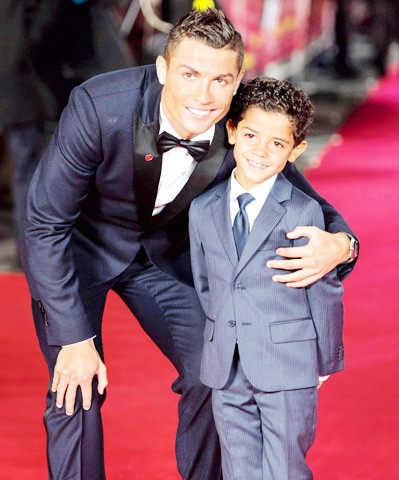 Ronaldo vung tiền cho kế hoạch sinh 'siêu con' - ảnh 2