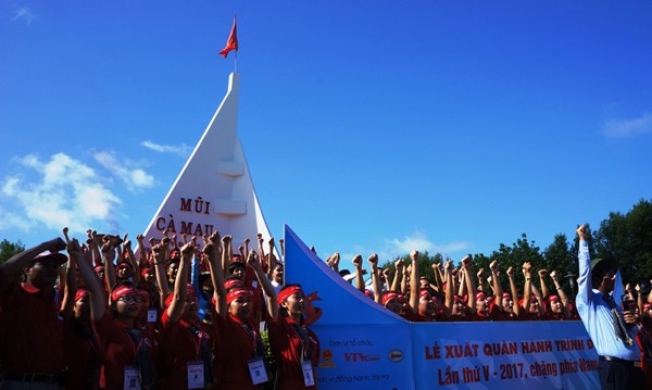 'Hành trình đỏ' xuất phát tại Mũi Cà Mau - ảnh 5