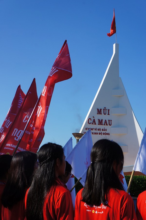 'Hành trình đỏ' xuất phát tại Mũi Cà Mau - ảnh 6