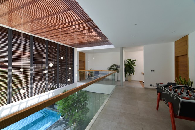 Resort thu nhỏ trong biệt thự của đại gia Sài Gòn - ảnh 7