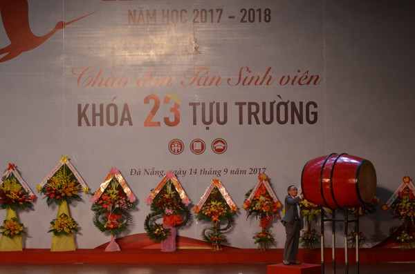 ĐH Duy Tân đón chào hơn 5.000 tân sinh viên - ảnh 1