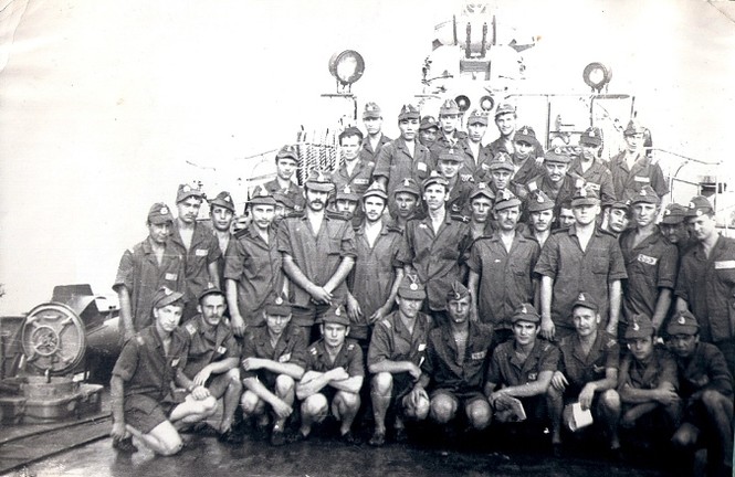 Tháng 2 năm 1979, Biển Đông.Thủy thủ đoàn MT