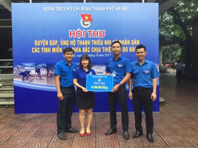 Hơn 350 triệu đồng ủng hộ bà con miền núi phía Bắc - ảnh 2