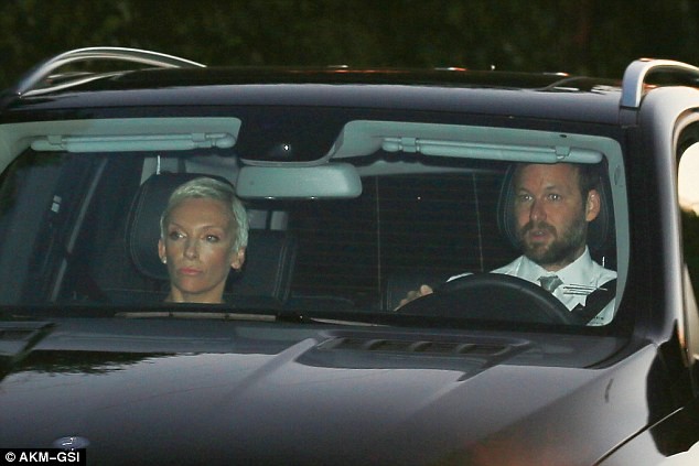 Cameron Diaz kết hôn bạn trai rocker - ảnh 5
