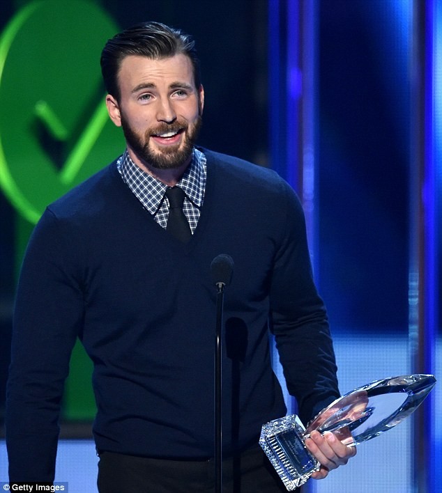 Dàn sao Hollywood nô nức tham dự People's Choice Awards 2015 - ảnh 13